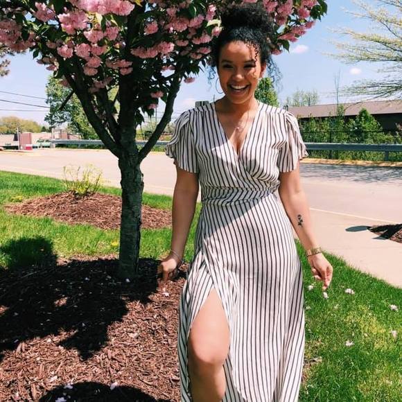 Meet your Posher, Faith - Picture 1 of 1